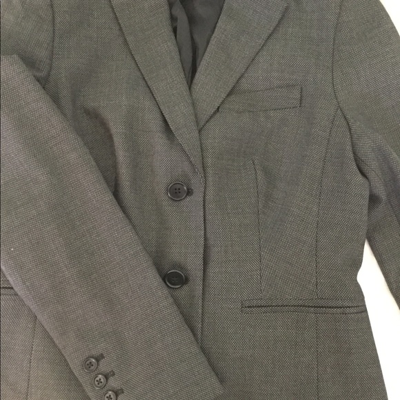 Classic Fit Banana Republic Blazer - Picture 5 of 5